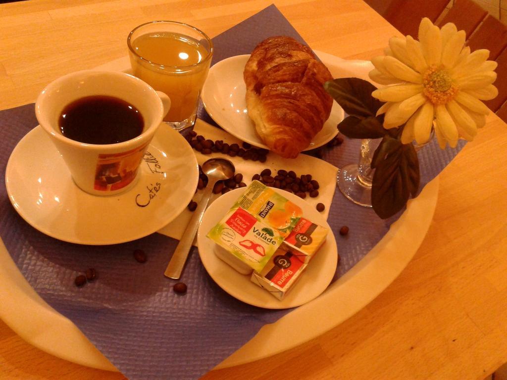 Hotel D'Alsace Villeurbanne Dış mekan fotoğraf