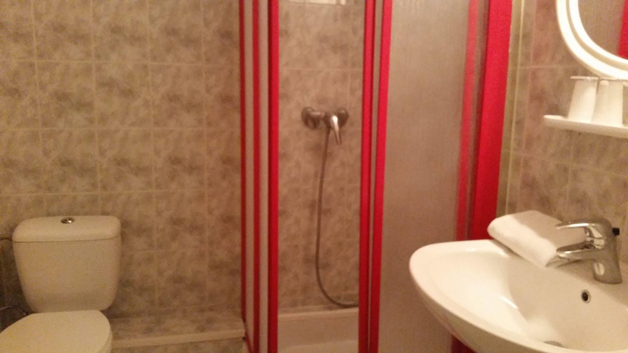 Hotel D'Alsace Villeurbanne Dış mekan fotoğraf